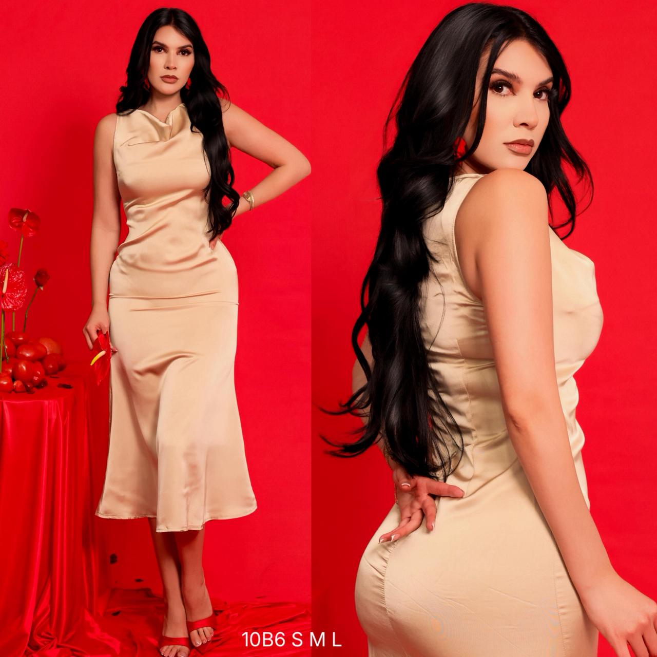 Vestido beige satén liso cuello caído