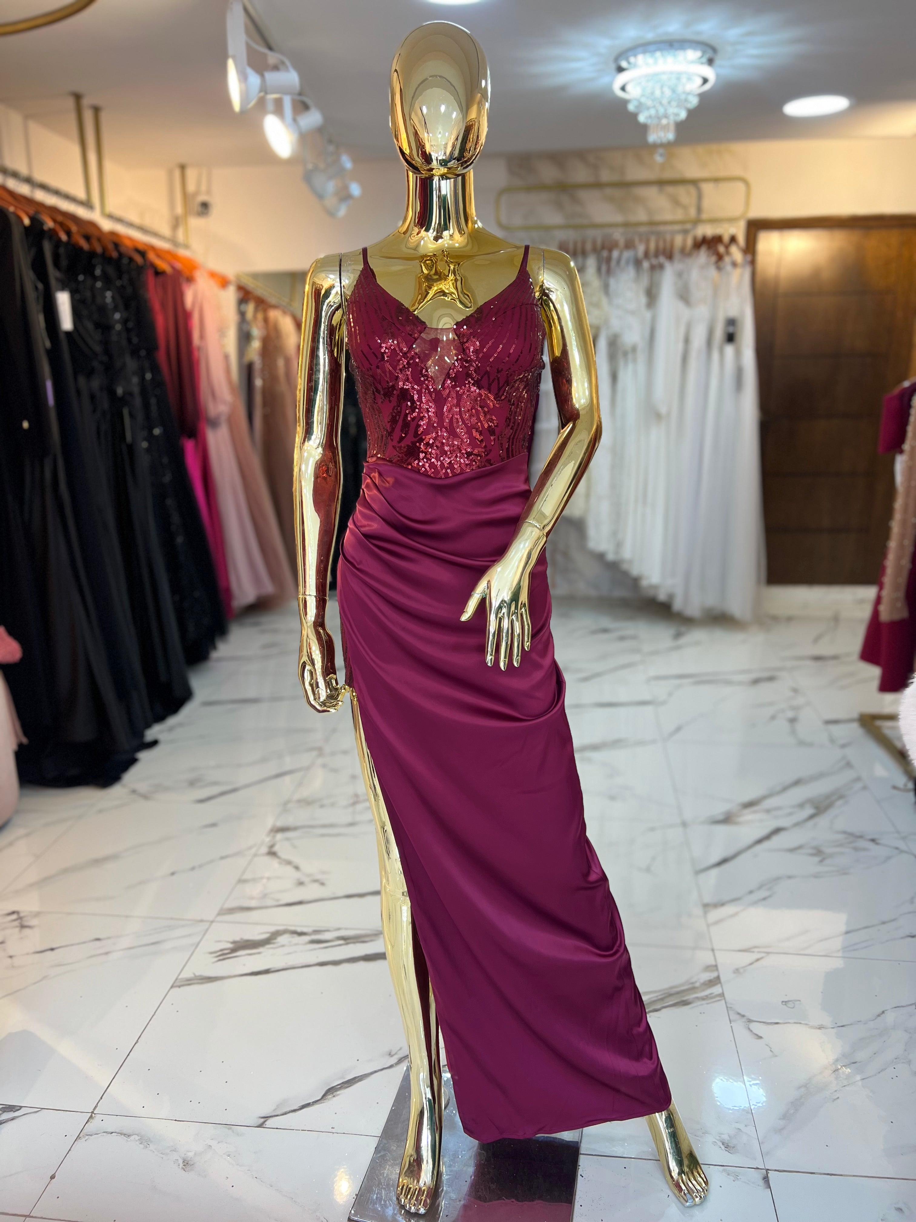Vestido vino lentejuelas chicas abertura