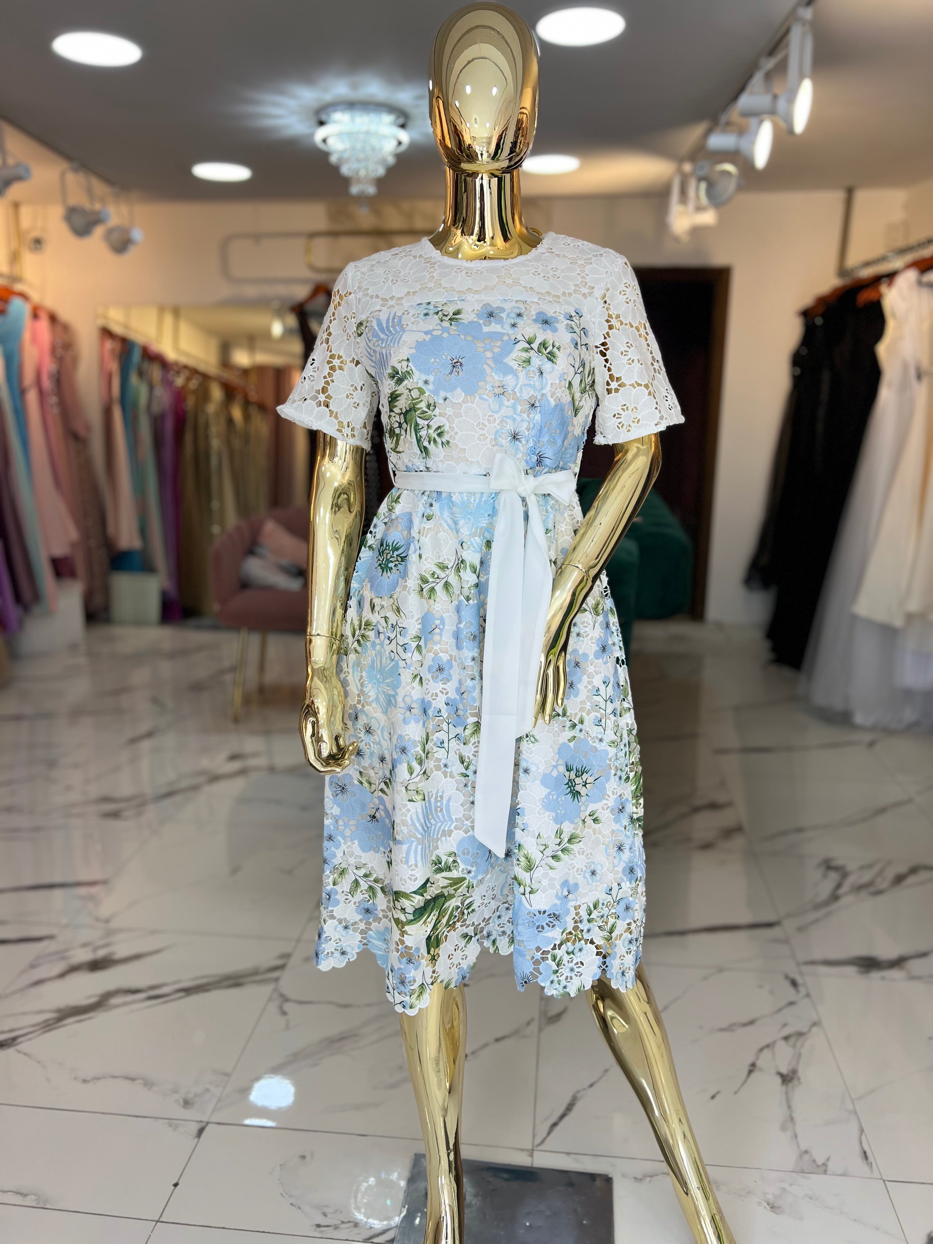 Vestido floral Corto