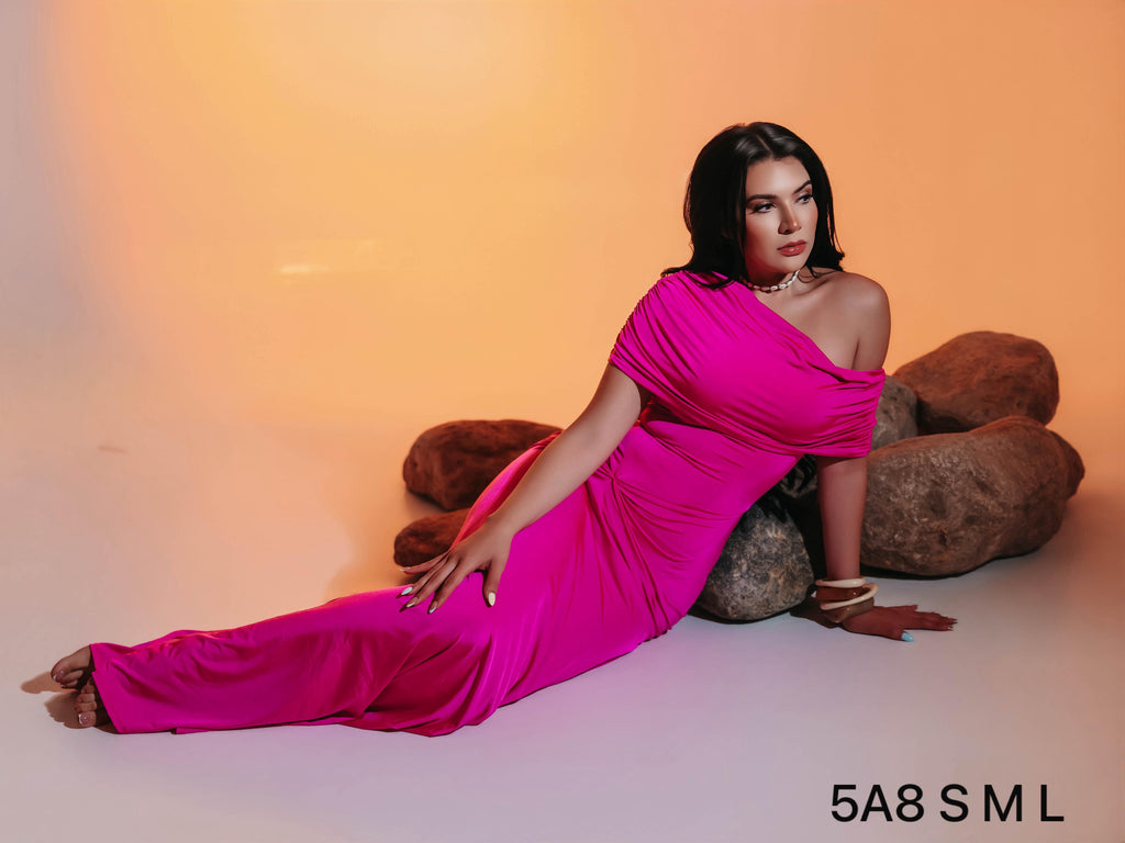 Vestido fucsia licra drapeado ￼