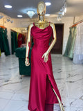 Vestido satén rojo corsé tirantes