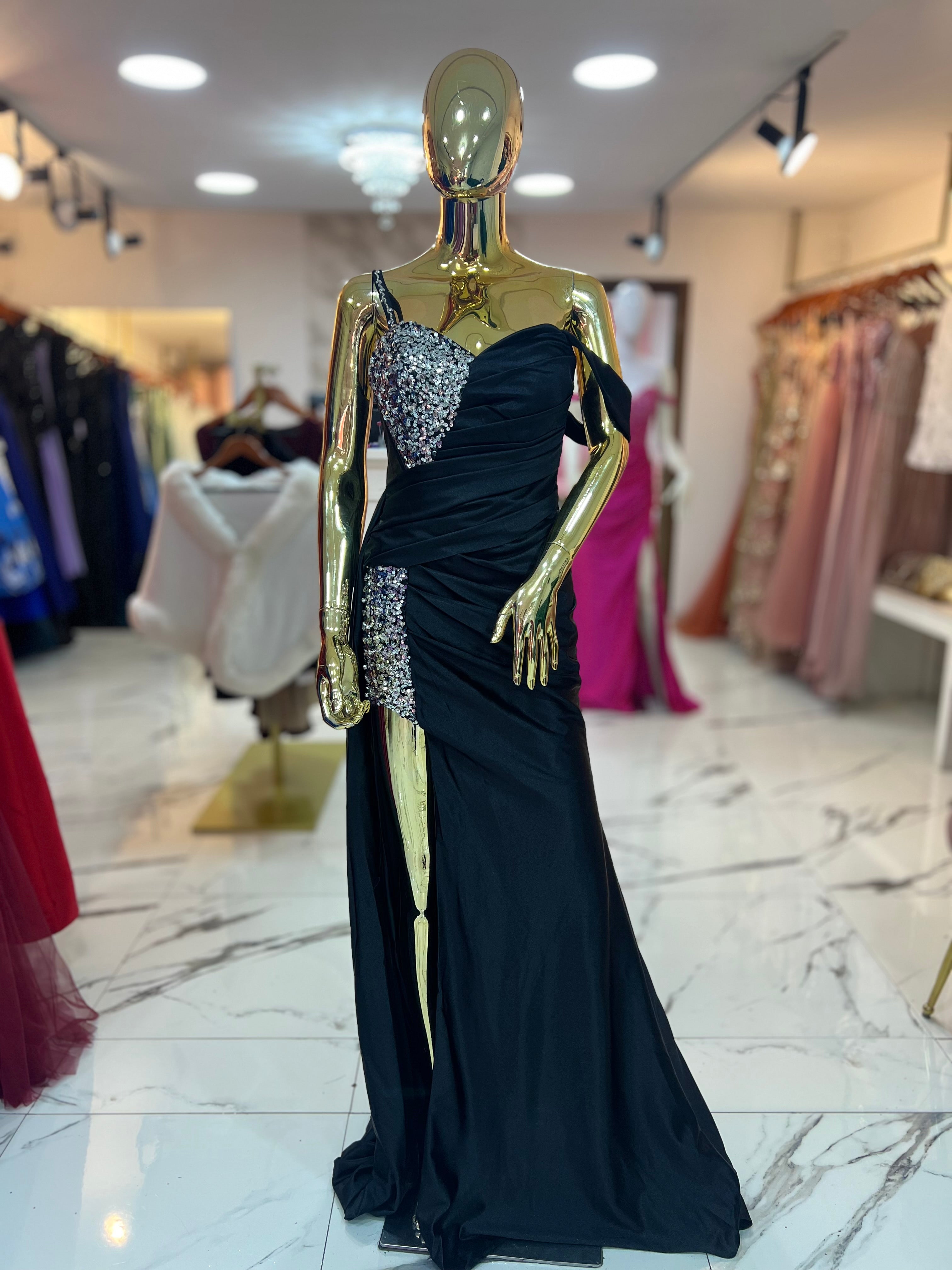Vestido asimétrico negro lentejuelas plata