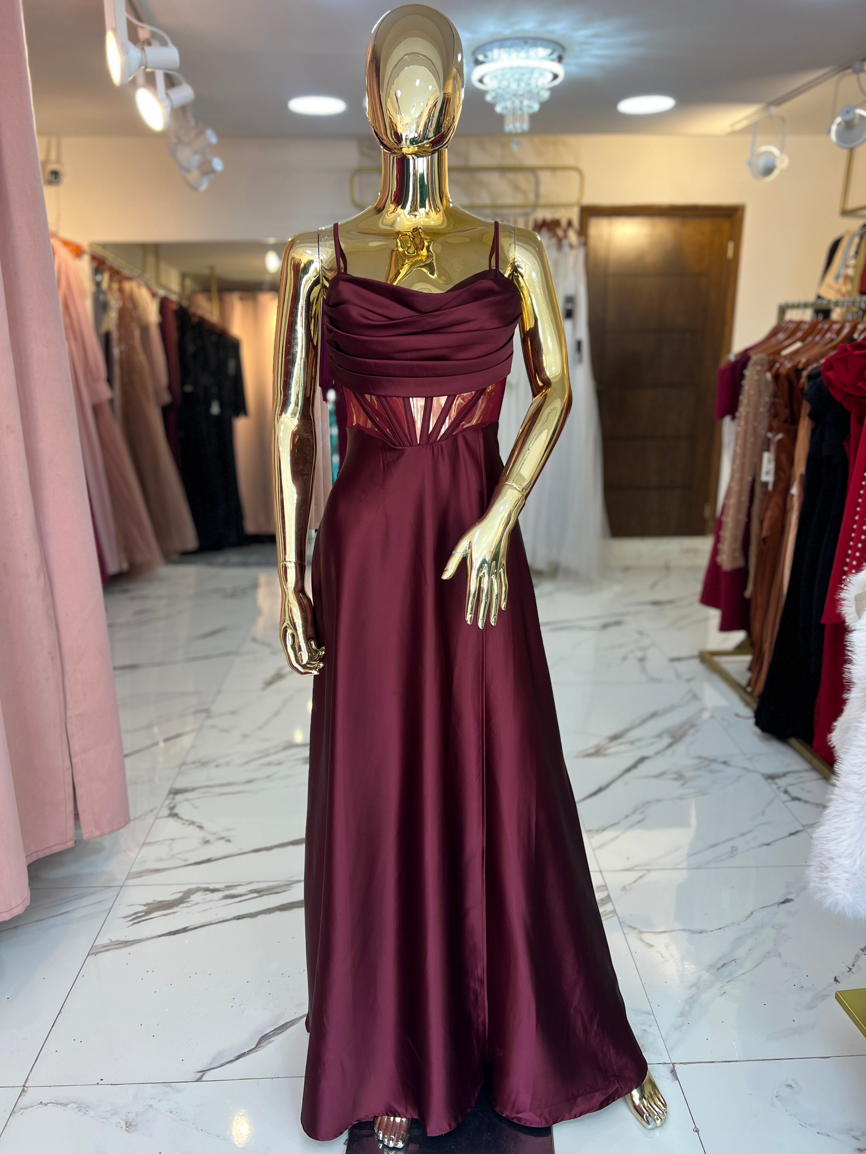 Vestido vino Satinado corsé traslúcido
