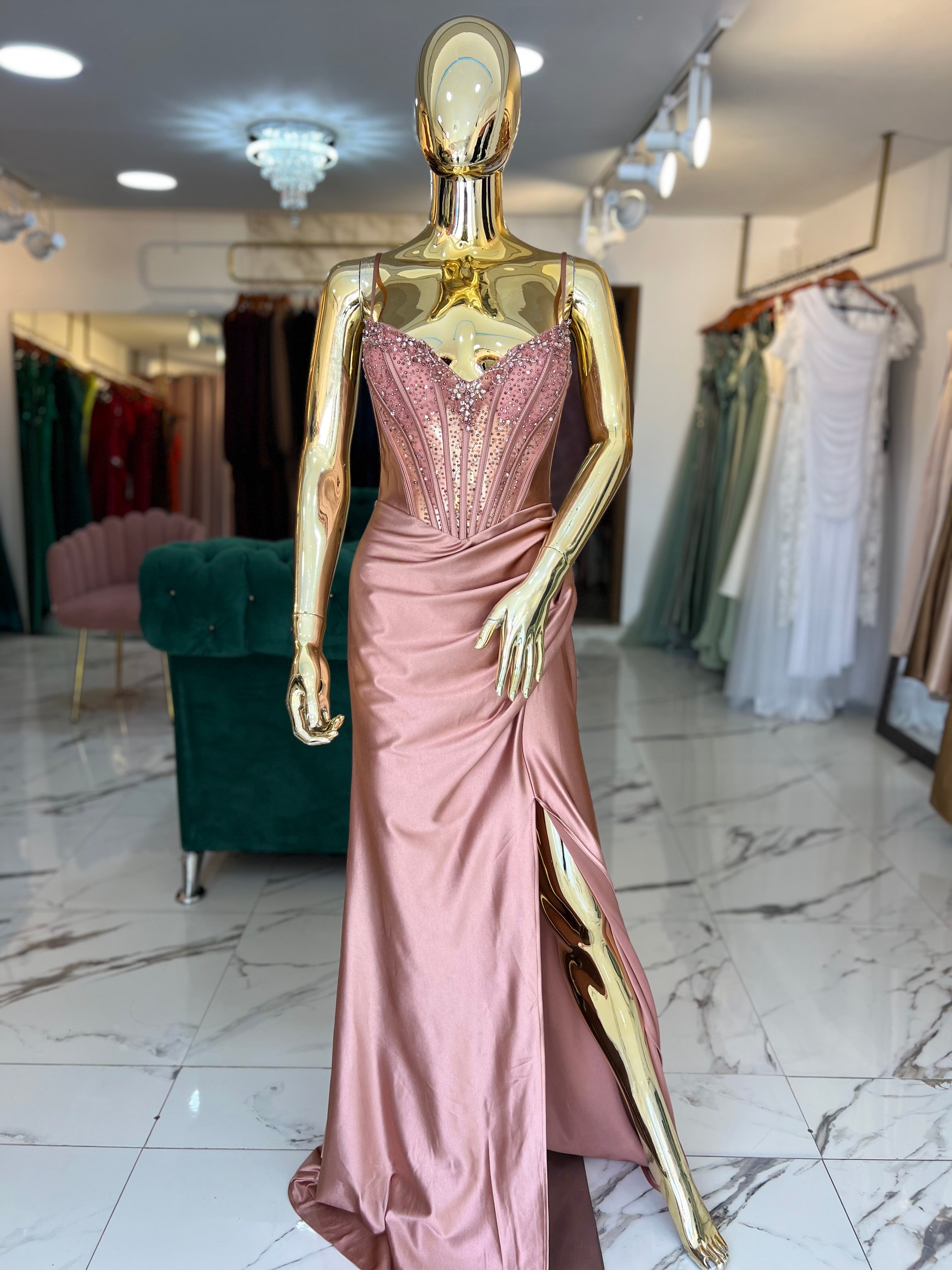 Vestido satén oro rosa Corsé cristales
