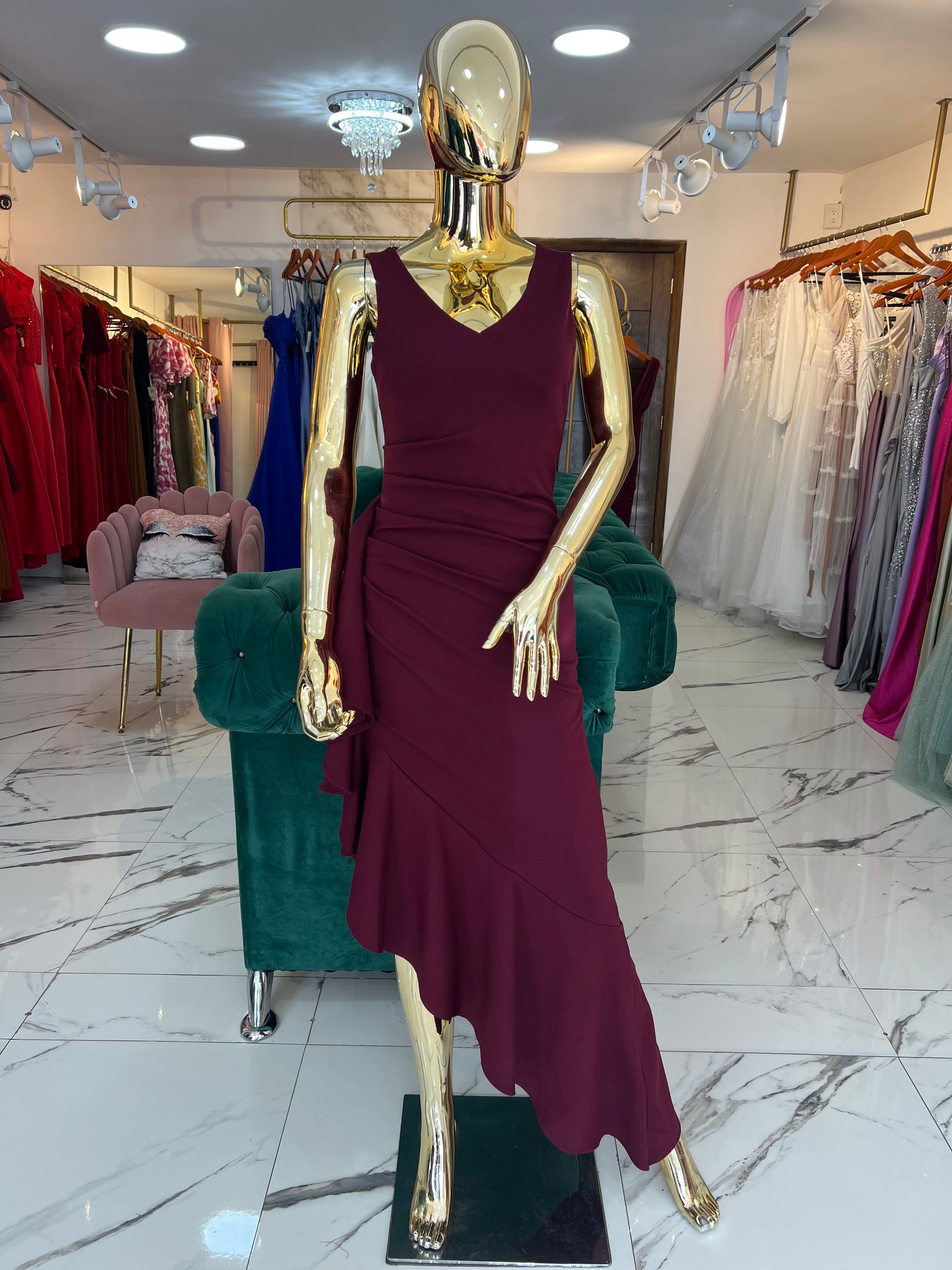 Vestido vino escarolas lateral