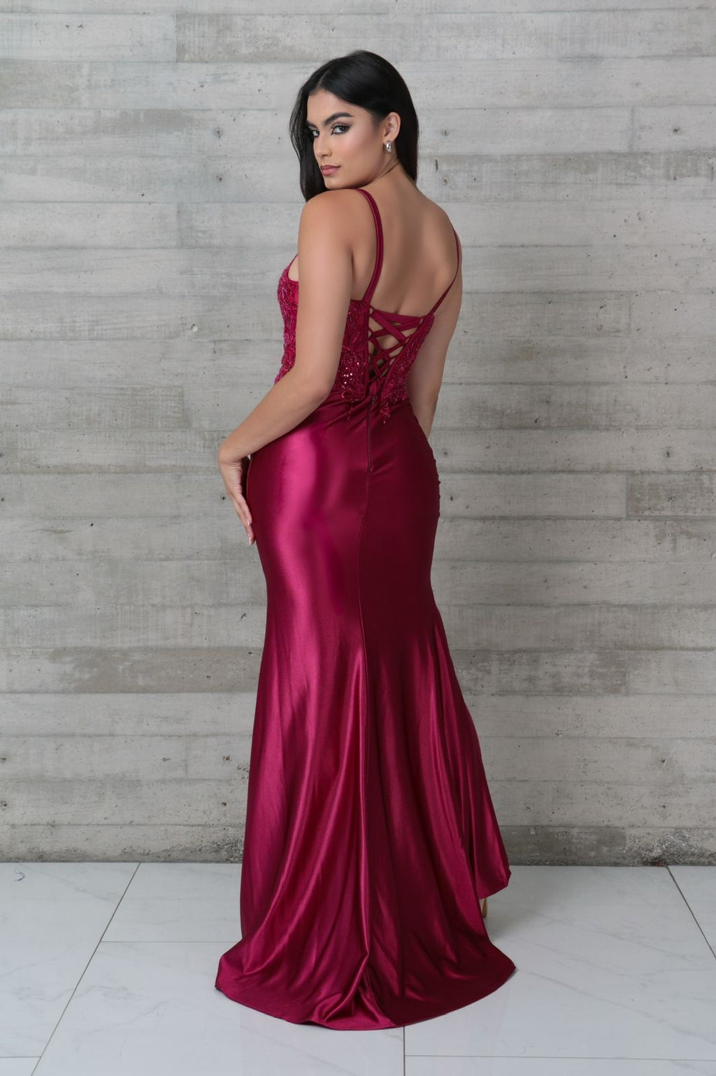 Vestido Fuchsia Glam corsé bordado