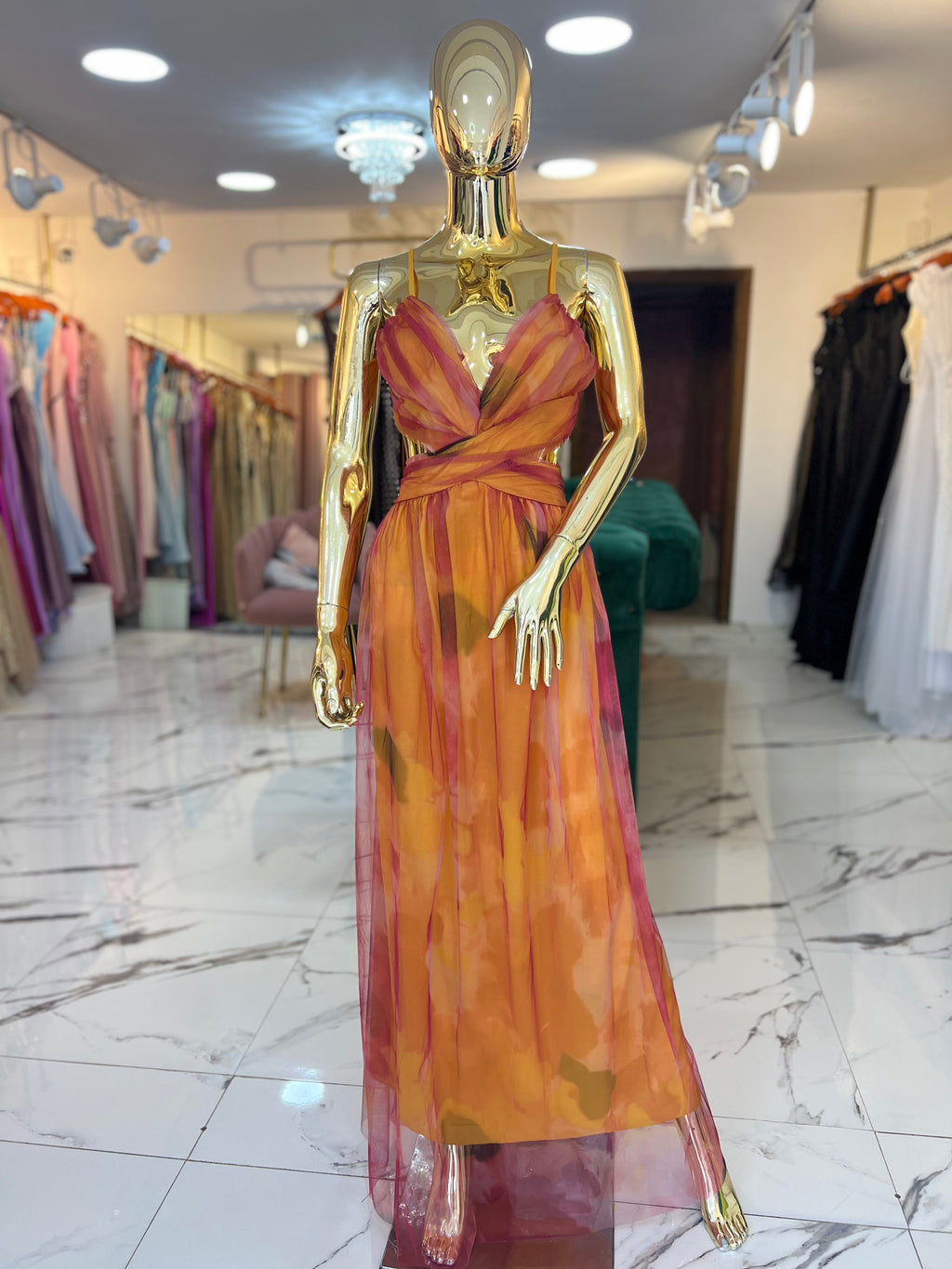 Vestido naranja estampado