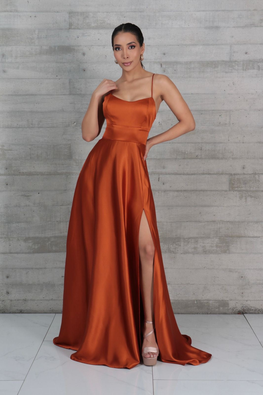 Vestido satén Dama Chevron