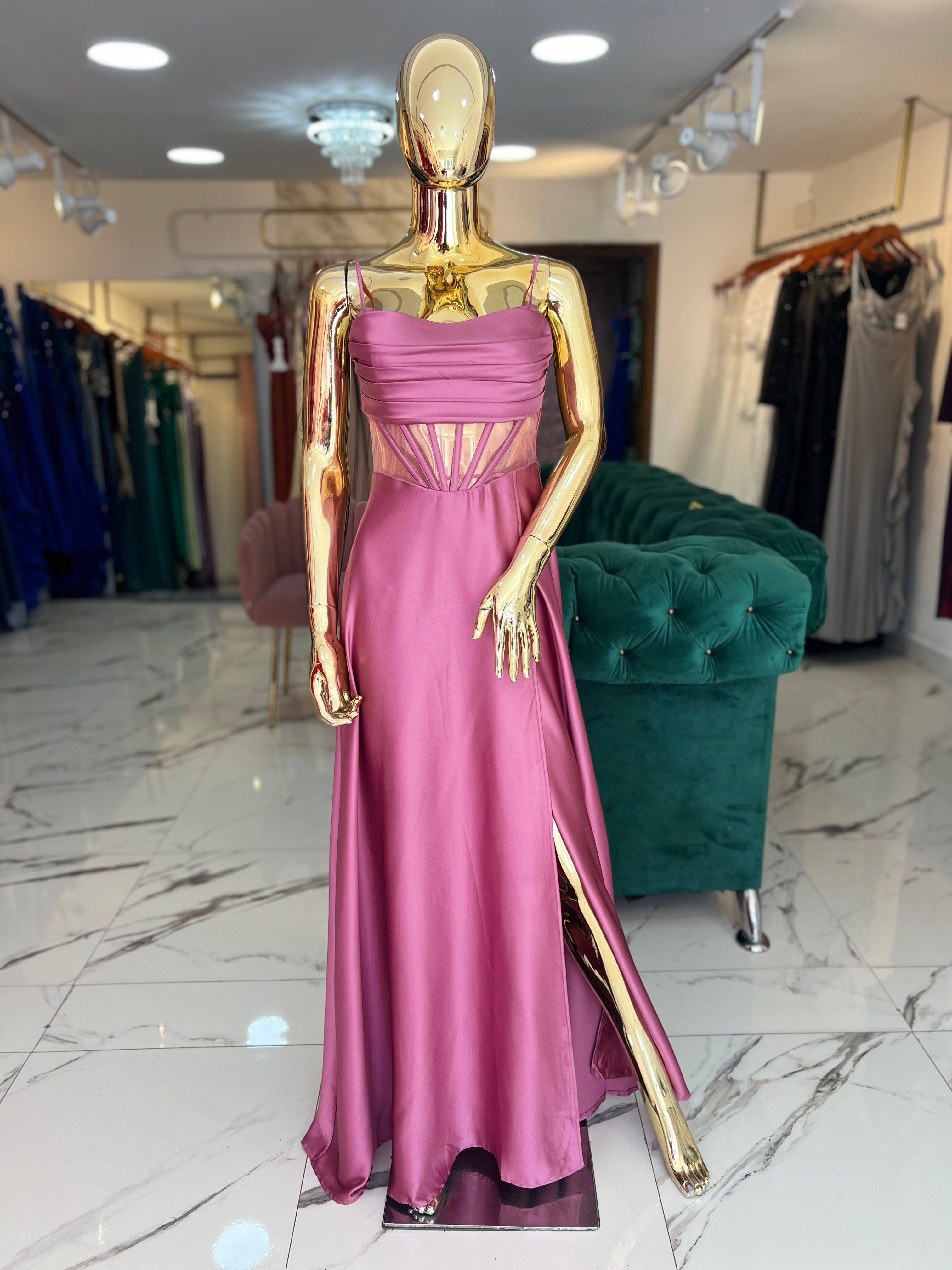 Vestido rosa corsé traslúcido