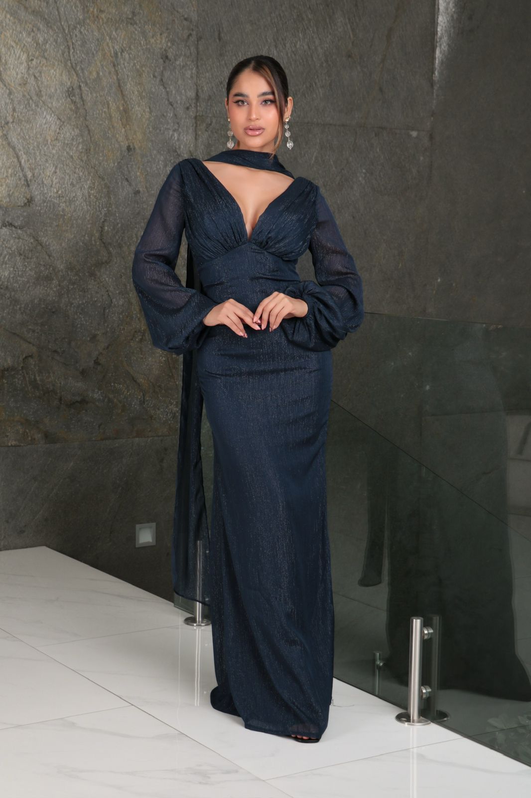 Vestido azul marino Shimmer, mascada