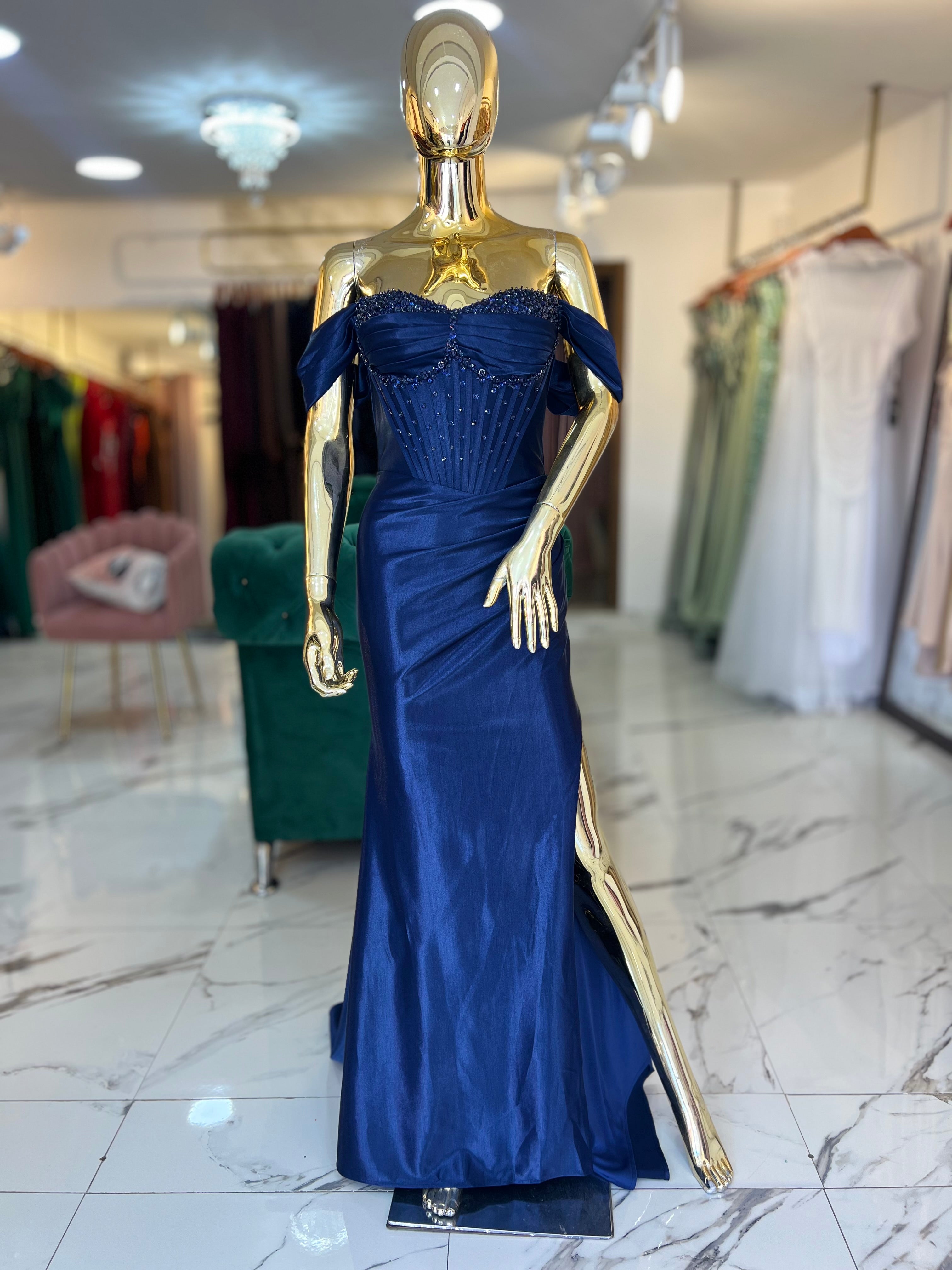 Vestido azul marino Corsé pedrería floral